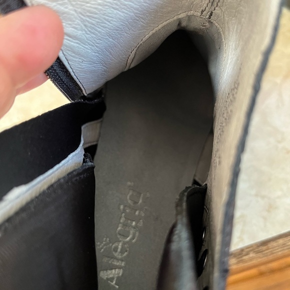 Alegria Black Ankle Booties with Quilted Design - Picture 10 of 13